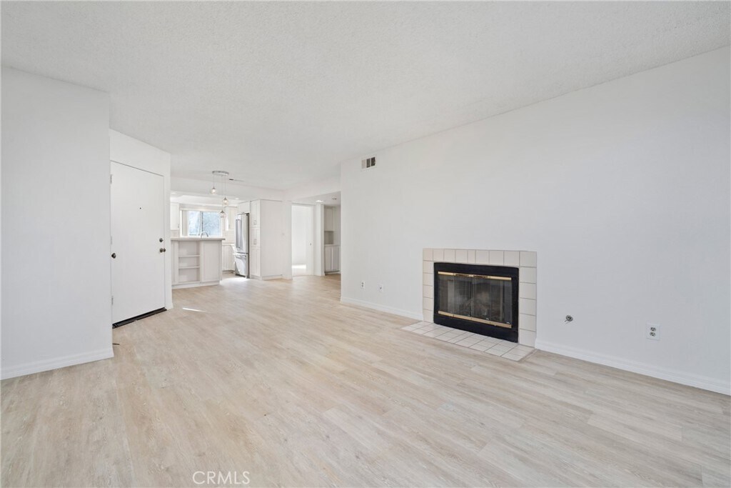 Building Photo - 26342 Forest Ridge Dr