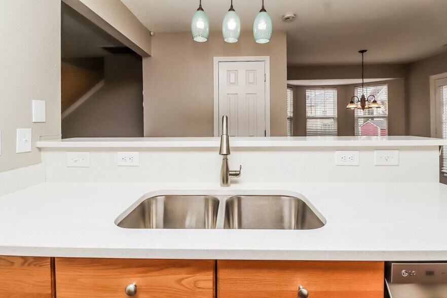 Building Photo - 13017 Autumn Trace Dr