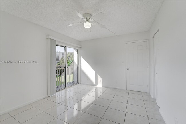Building Photo - 8620 N Sherman Cir
