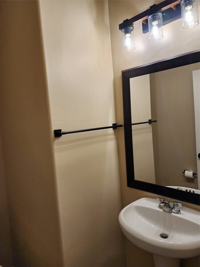 Building Photo - 8006 Indian Desert Dr