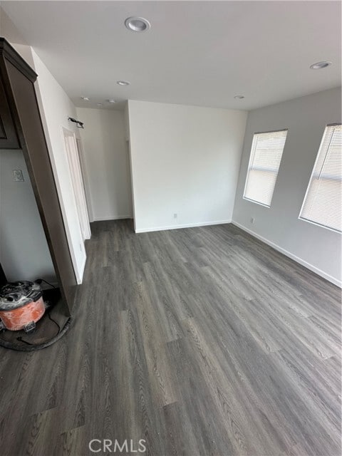 Building Photo - 796 Cherry Ave