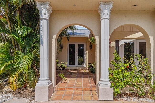 Building Photo - 3399 70th Ln N