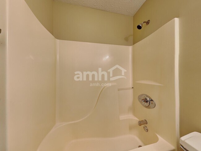 Building Photo - 1510 Millridge Dr