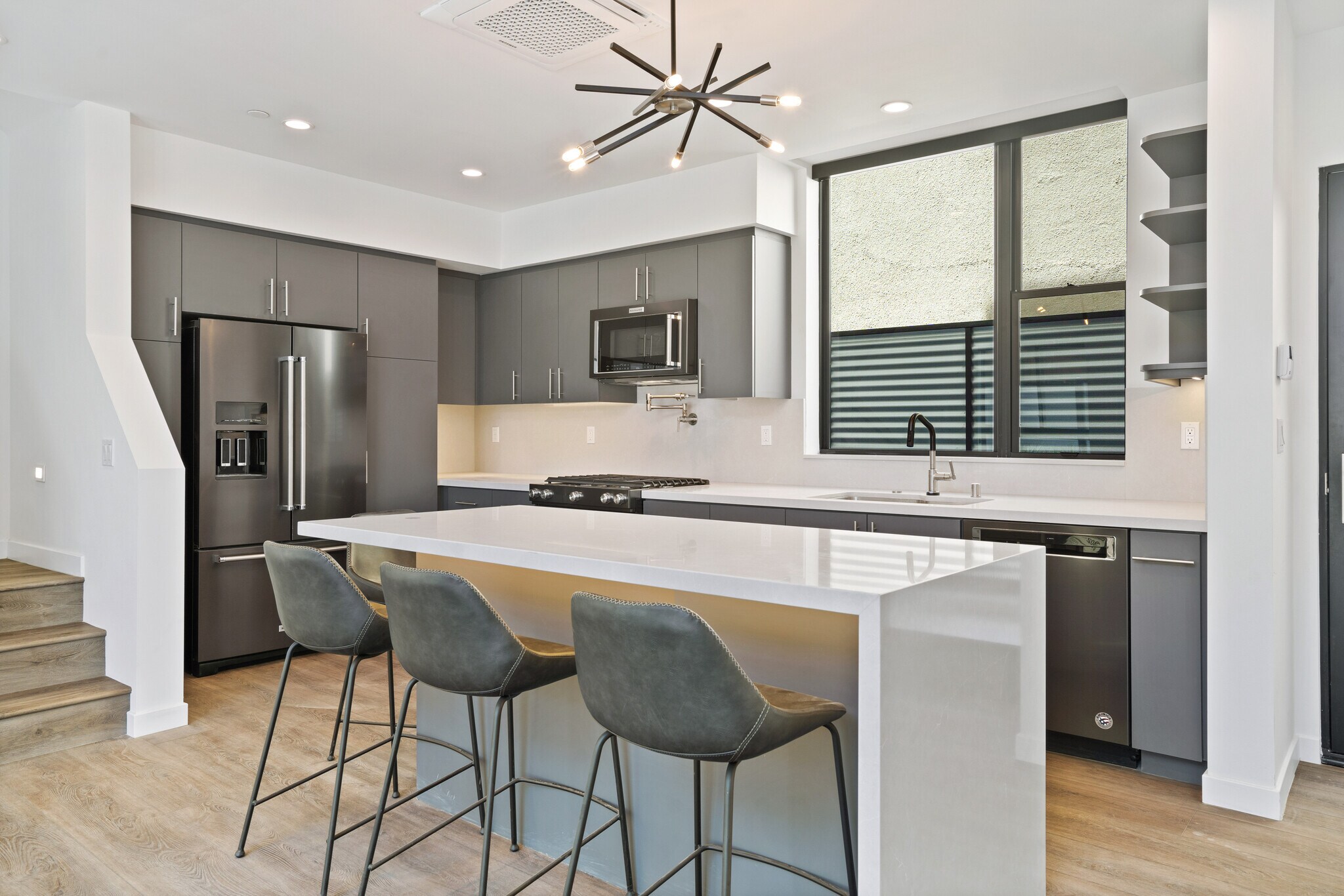 Building Photo - 10393 Tag Ln