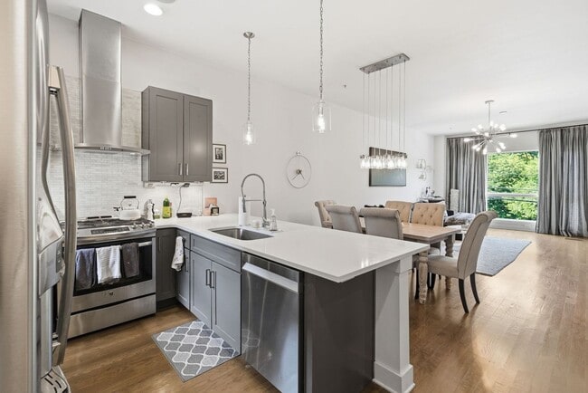 Building Photo - Modern Turnkey Townhome Steps from 12 South | 3BD/3.5BA | Garage, W/D & HOA Included — $3,695/Mo