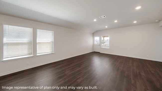 Building Photo - 3831 Turnpike Dr