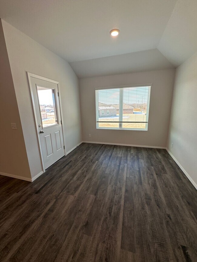 Building Photo - *NOW PRELEASING!* NEW Four Bedroom | Two Bath Home in Park Place