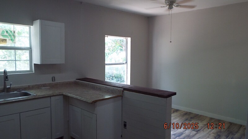 Building Photo - 1427 Schley Ave
