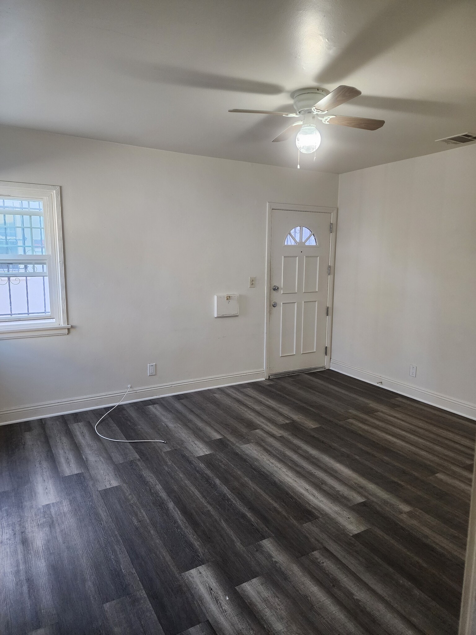 Livingroom - 1315 W 102nd St