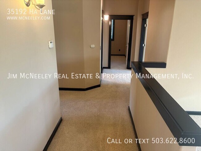 Building Photo - 35192 Ha Ln