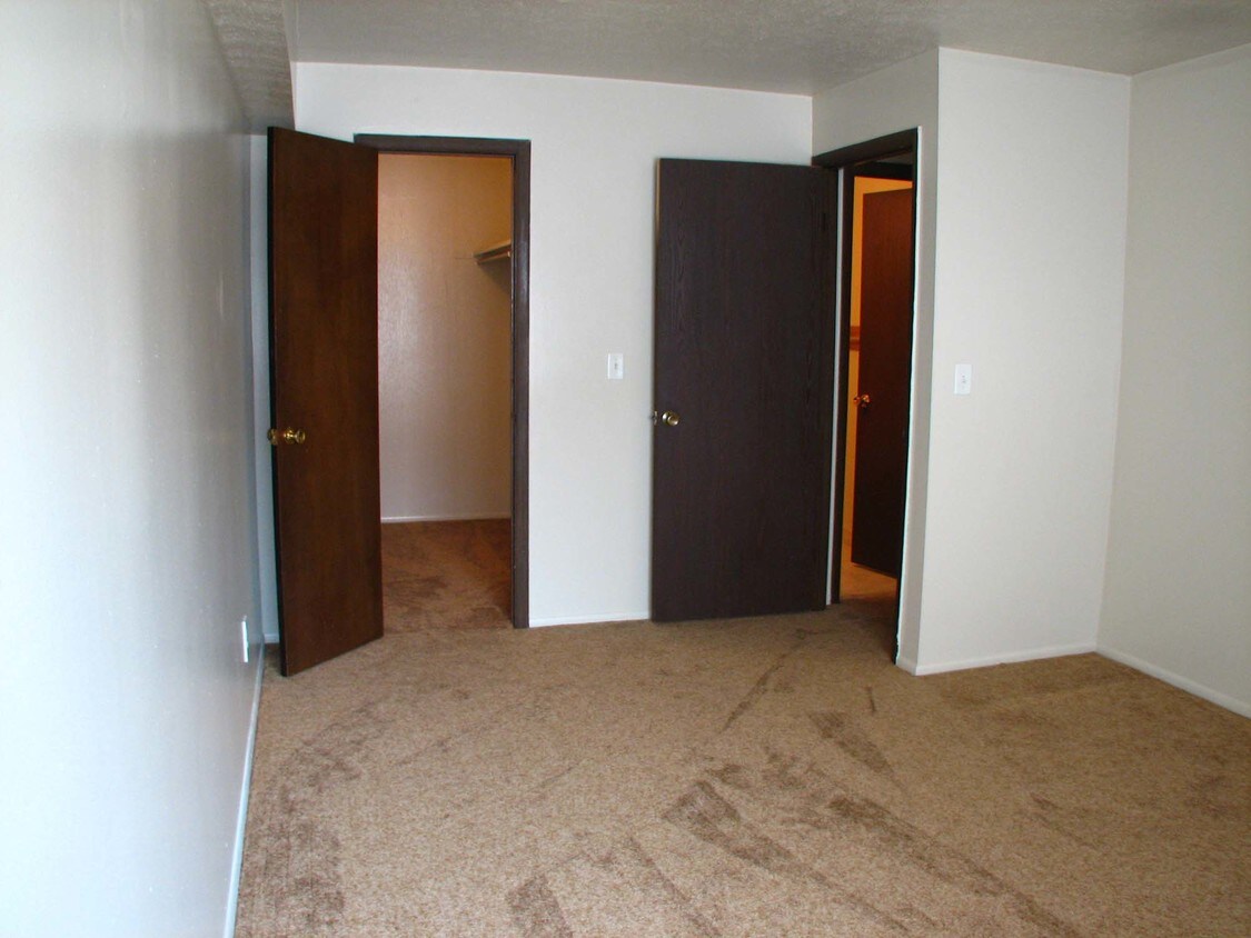 Middlefield Village Apartments Middlefield