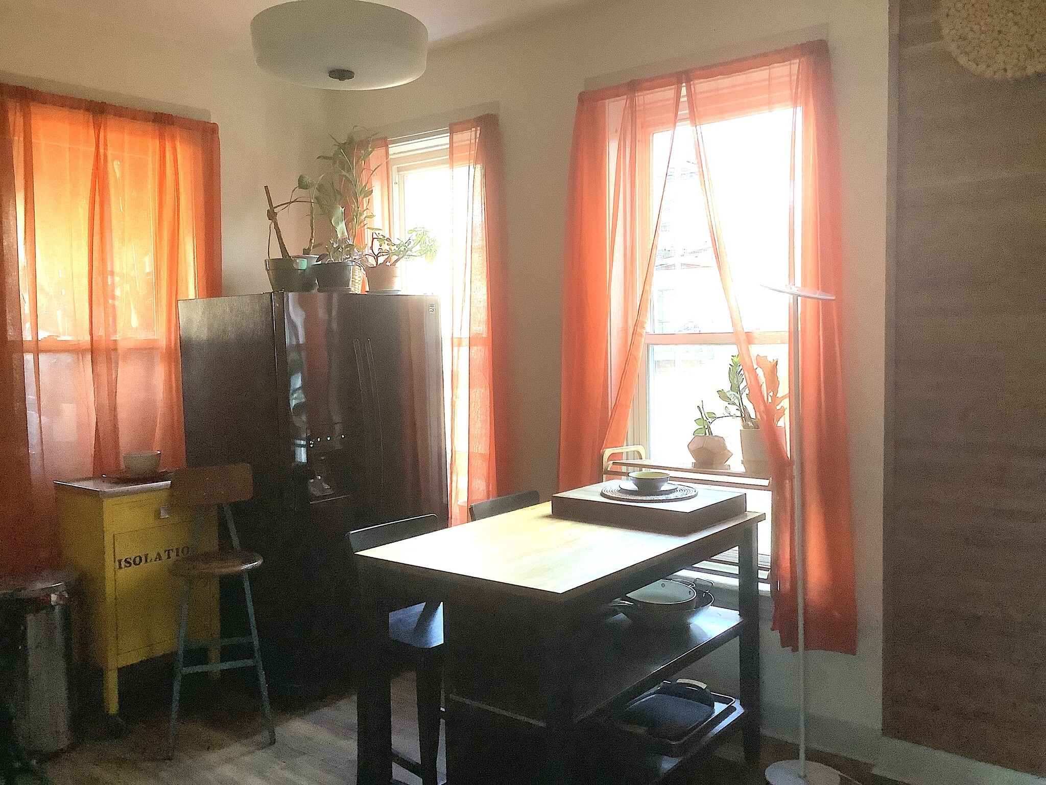 Sunny Kitchen with morning sun - 1913 N Kimball Ave