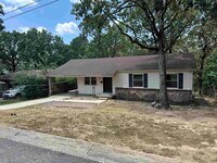 Building Photo - 4423 West Dr