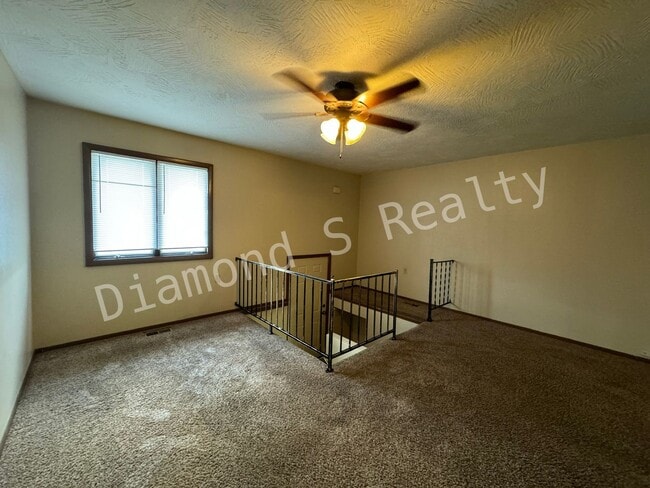 Building Photo - 1204 Flora St