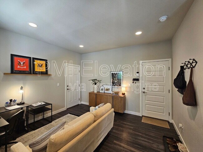 Building Photo - 2418 S Troy Ct
