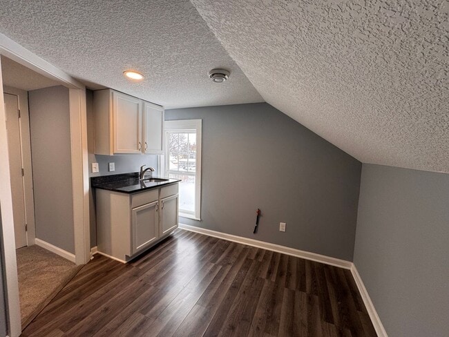 Building Photo - AVAILABLE NOW! Large 3 Bedroom, 2 Bathroom, with Extra Rooms and Two Car Garage in Anoka