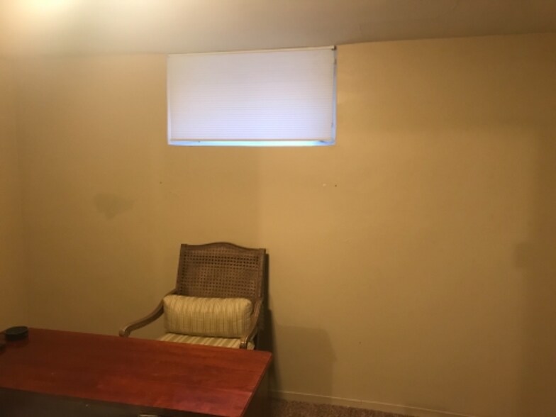 Building Photo - 1150 S Jackson St