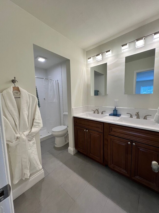 Primary Photo - Fully Renovated 3 Bedroom 2 Bathroom Apart...