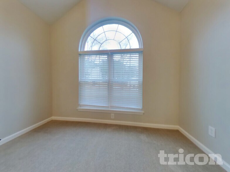 Building Photo - 2411 Napa Valley Dr