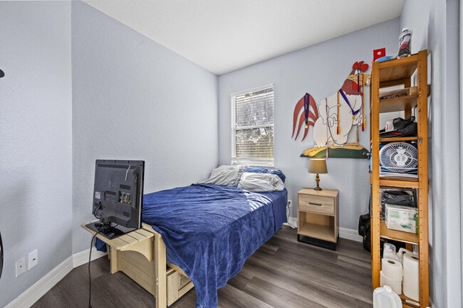 Building Photo - 3128 Grandiflora Dr