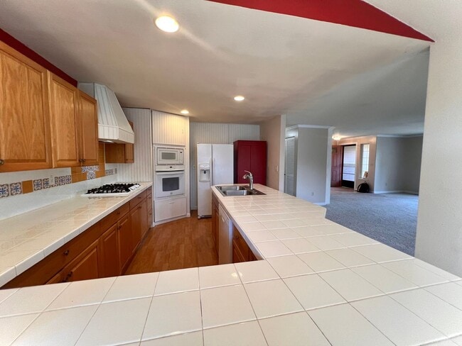 Building Photo - 20968 Travis Ln