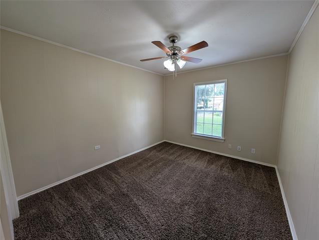 Building Photo - 1605 Maple Dr