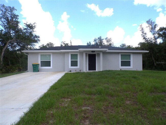 Primary Photo - 62 Grape Ave