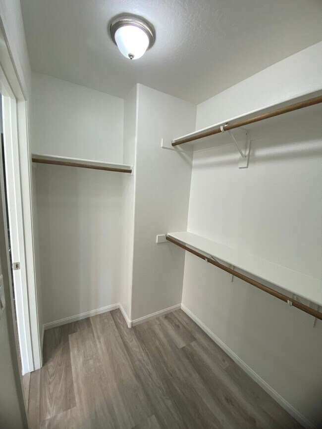 Building Photo - AMERICANA Property Mgmt - Beautiful 4 beds...