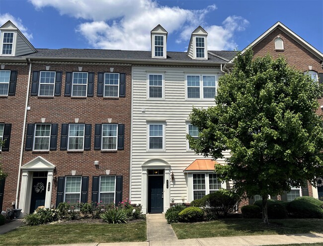 Primary Photo - 406 Fairgate Drive