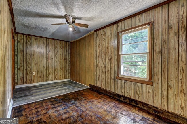 Building Photo - 509 Lynmore Cir