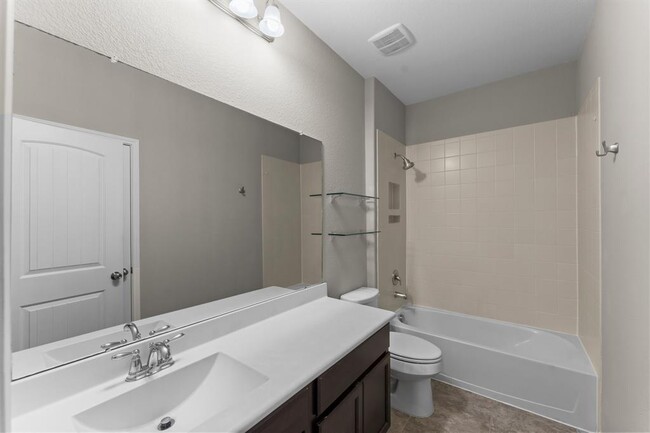 Building Photo - 154 Meadow Mill Dr