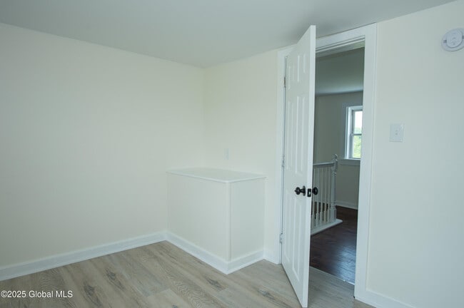 Building Photo - 798 NY-29