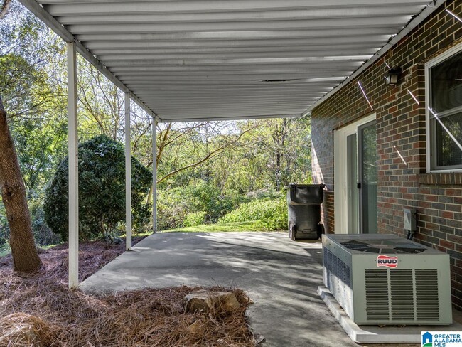 Building Photo - 2516 Ridgewood Rd