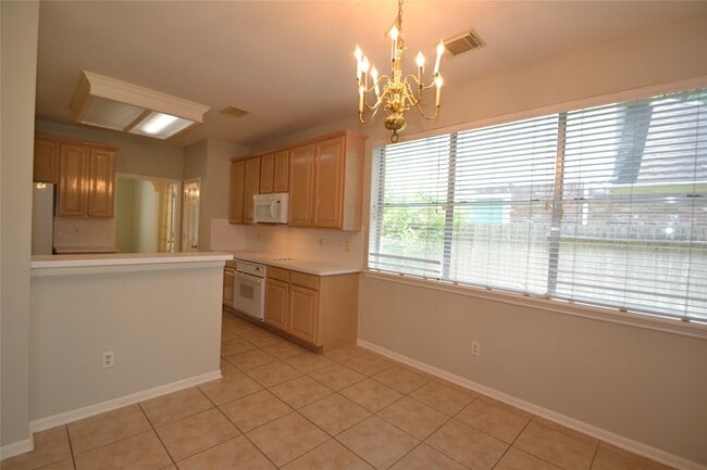 Building Photo - 15307 Amesbury Ln