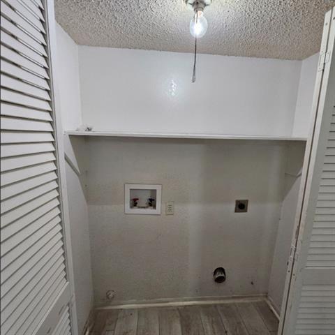 Building Photo - 1521 Gailbrook Ln