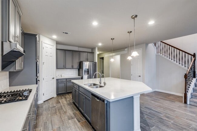 Building Photo - 14904 Cabrillo Way