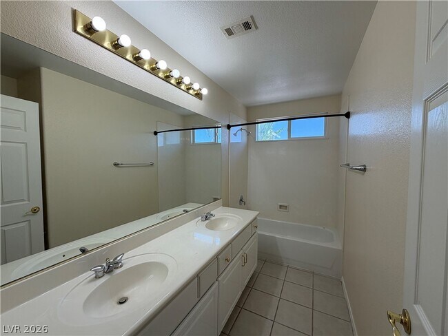 Building Photo - 10972 Ladyburn Ct