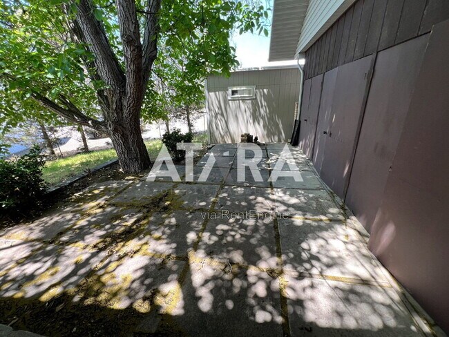 Building Photo - 270 2020 N