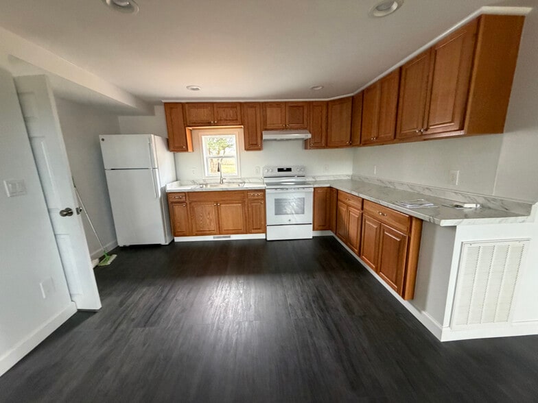 Building Photo - 26394 Culver St