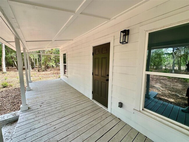 Building Photo - 13647 NE 141st Dr