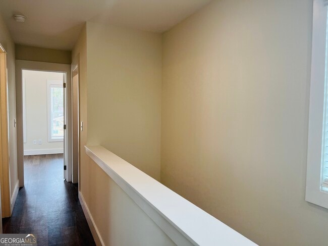 Building Photo - 102 Gardenia Ln