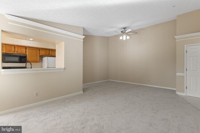 Building Photo - 202 Burkwood Ct