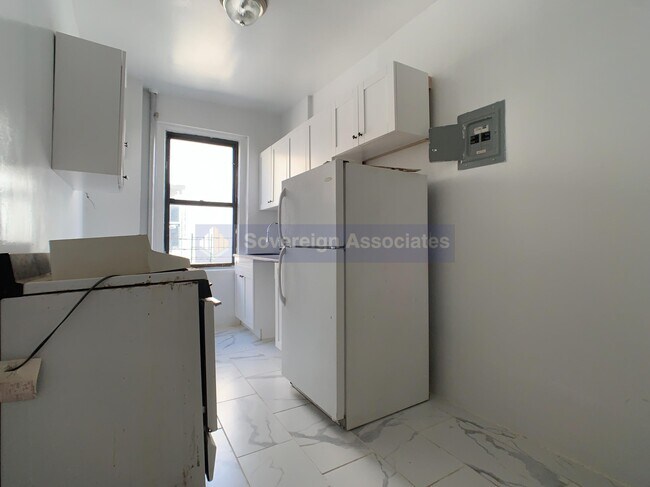 Building Photo - 270 Fort Washington Ave