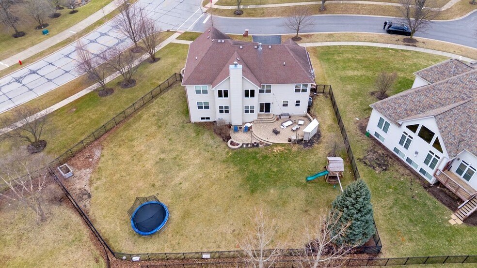 Building Photo - 25947 Campbell Ln