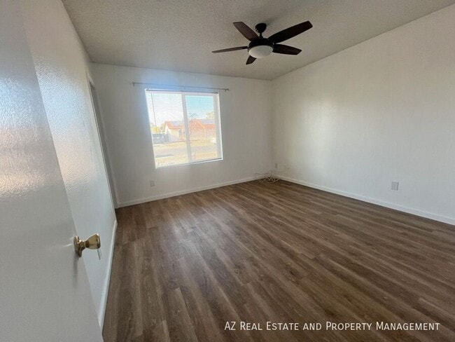 Building Photo - 6421 W Carol Ave