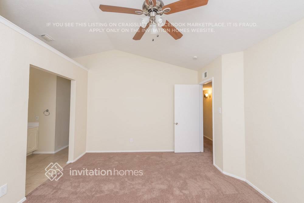 Building Photo - 540 Guadalupe Dr