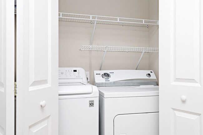 Building Photo - Townhome With Large Fenced Yard Near Rt 29 & Shops at Stonefield