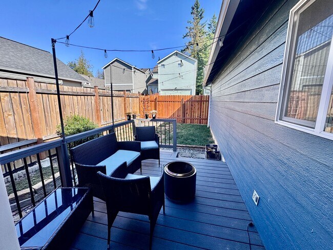 Building Photo - Centrally Located 3/2 Home in Central Kits...