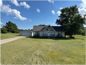 Building Photo - 1089 Pickle Rd