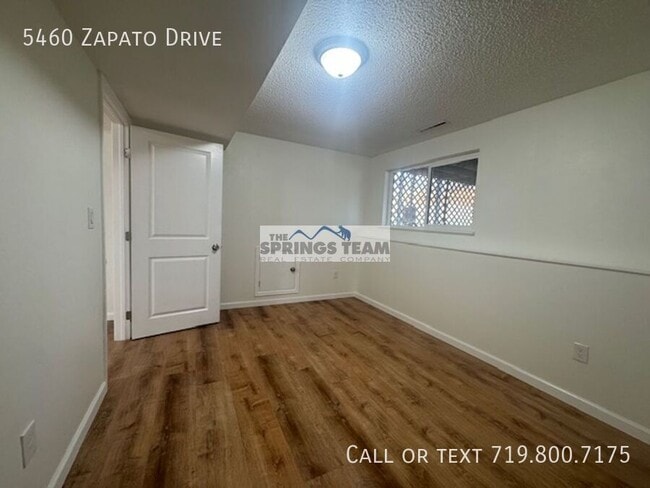 Building Photo - 5460 Zapato Dr